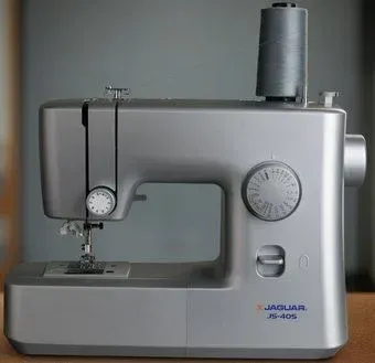 Jaguar JS-40S
