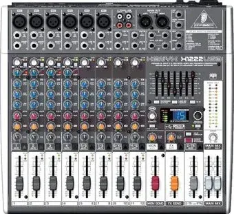 Behringer Xenyx X1222USB
