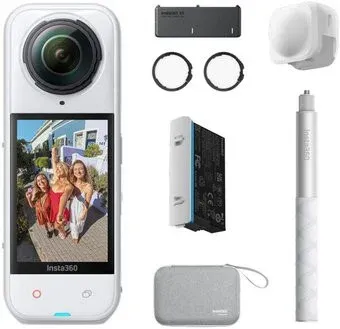Insta360 X5 Limited Edition Essentials Bundle (белый)