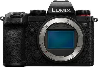 Panasonic Lumix S DC-S5 Body