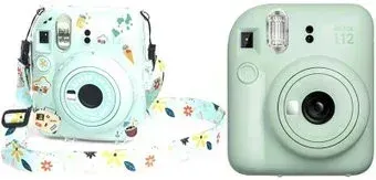 Fujifilm Instax Mini 12 (мятный) + зеленый чехол Sundays с ремнем