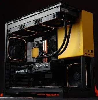 ООО "ФэндБиГрупп" RTX 5070, Ryzen 7-9800X3D, 32GB DDR5, 1TB, Wi-Fi 7 (желтый)