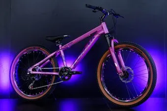 <?= Lorak Fast 26 Brown 2025 (матовый розовый) ?>