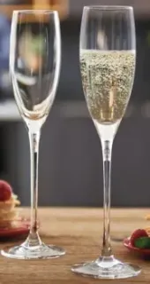 Leonardo Cheers 061631