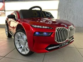 Baby Driver BMW i7 B111 (красный глянец)