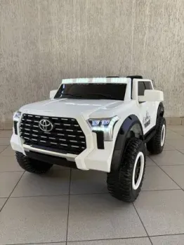Baby Driver Toyota Tundra C111 (белый)