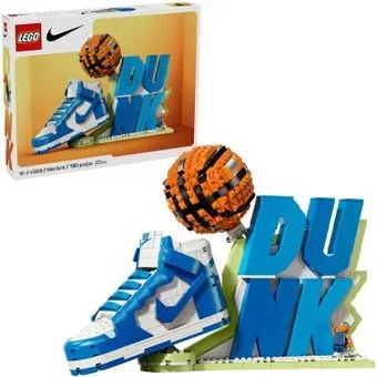LEGO Nike 43008 Набор Nike Dunk