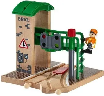 BRIO Сигнальная станция со стрелкой и светофором 33674