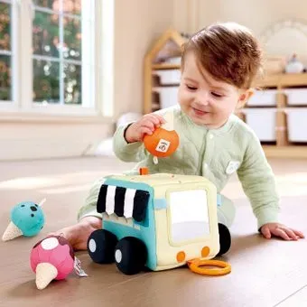 Hape Машинка Фургон мороженщика E0075_HP