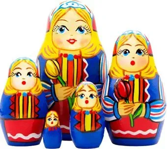 Брестская Фабрика Сувениров С тюльпанами в народном голландском костюме (набор 5 шт)