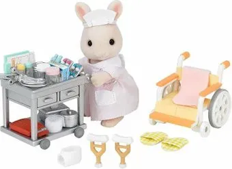 Sylvanian Families Медсестра с аксессуарами 5094