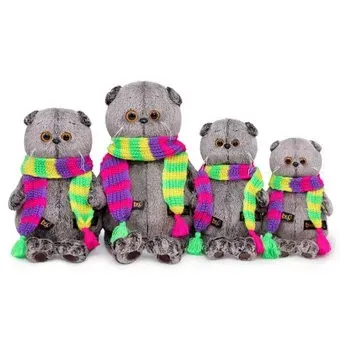 BUDI BASA Collection Басик в ярком шарфе Ks25-202 (19 см)