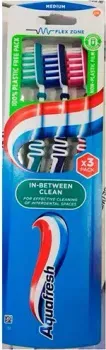 Aquafresh In-Between Clean средняя (3 шт)