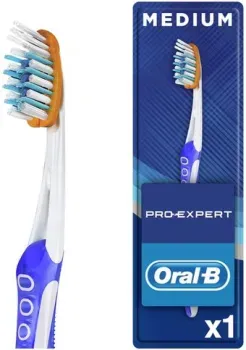 Oral-B Pro-Expert Clean Flex средней жесткости (1 шт)