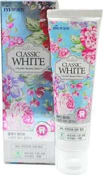 Mukunghwa Отбеливающая аромат мяты и ягод Classic White (110 г)