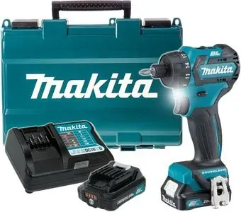 Makita DF032DWAE (с 2-мя АКБ, кейс)