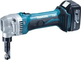 Makita DJN161RFE (с 2-мя АКБ)