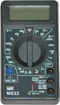 IEK Universal M832