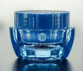 Mon Platin Крем для век Для кожи вокруг глаз и шеи SPF15 (50 мл)