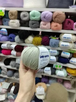 Lana Gatto Super Soft А4298 50 г 125 м (саванна)