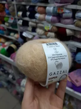 Gazzal Super Kid Mohair 64404 25 г 237 м (молочно-бежевый)