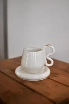 Ceramicmay с блюдцем 250 мл (белый с золотом)