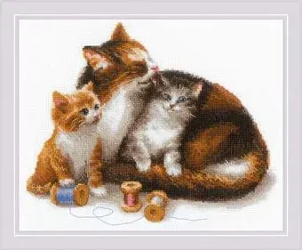 Риолис Кошка с котятами № 1811