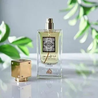 Lattafa Ana Abiyedh Leather EdP (60 мл)
